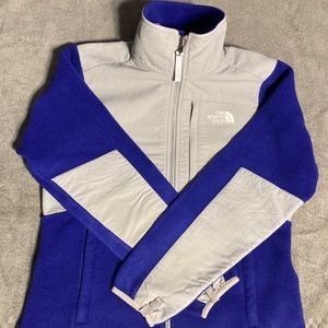 The North Face Women’s Size Small Fleece Sweater